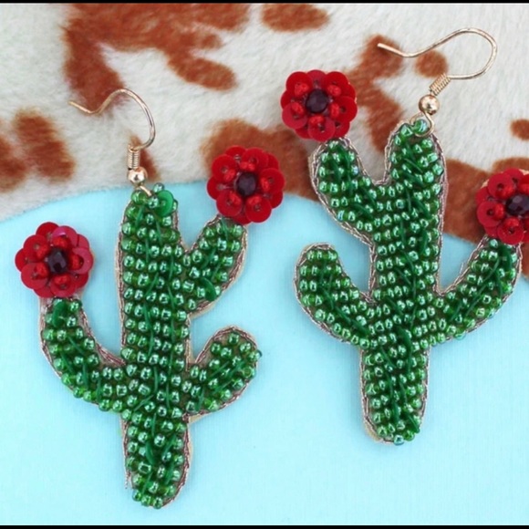 Gorgeous Blooming Saguaro Cactus Seed Beaded Earrings felt backed new - Picture 7 of 10